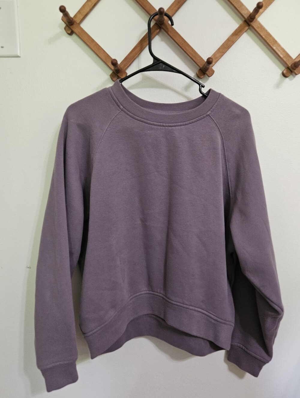 Eddie Bauer Purple Crewneck Sweatshirt